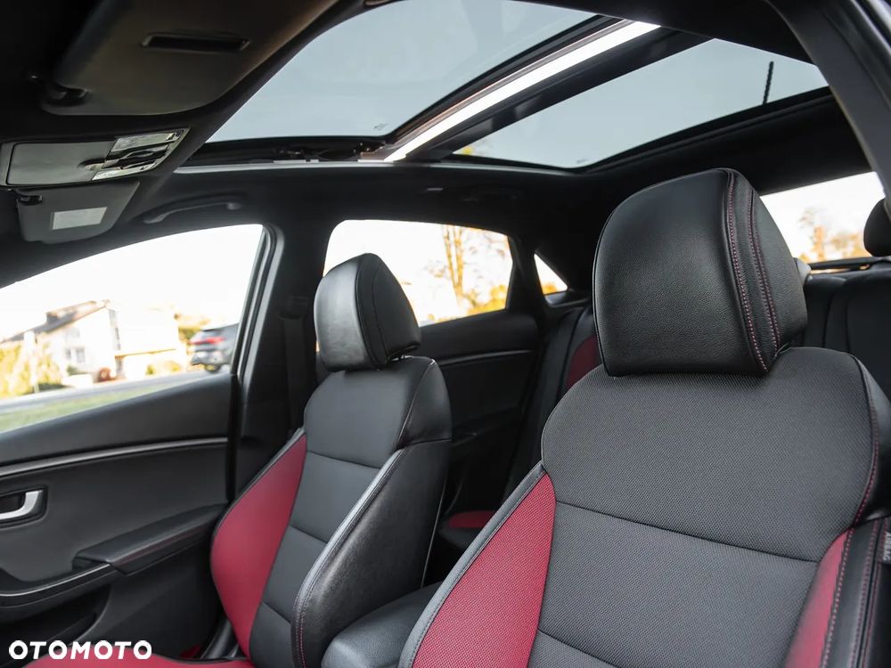 Hyundai i30 1.6 T GDI Turbo - 19