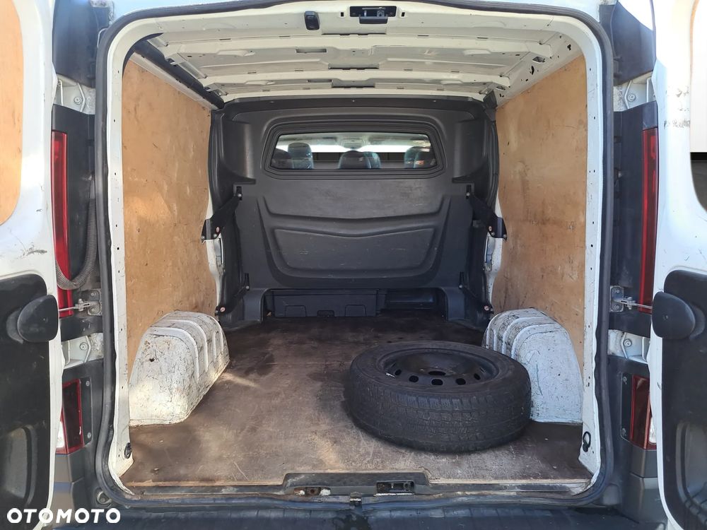 Renault Trafic Brygadowy 6 osób - 19