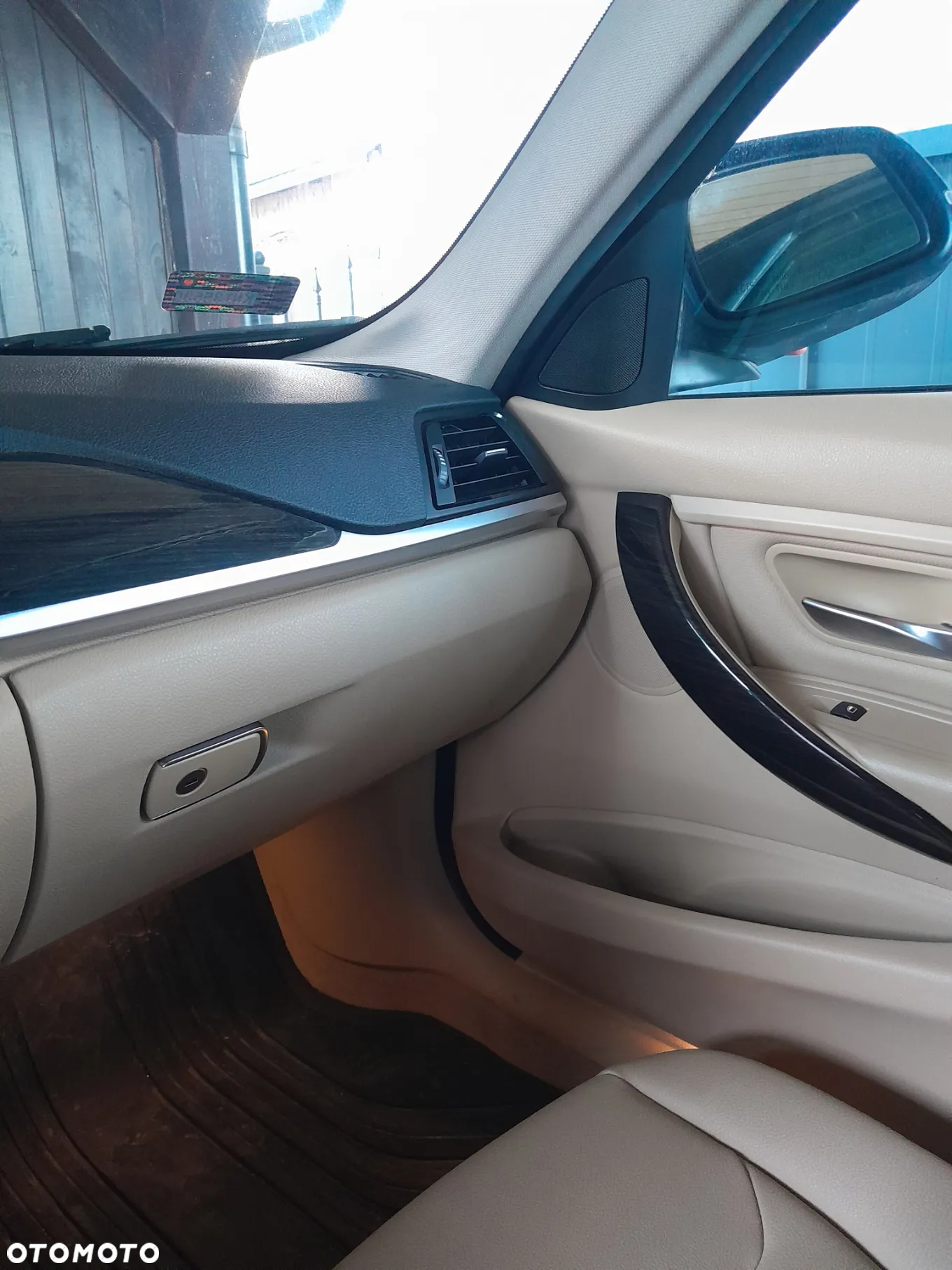 BMW Seria 3 328i - 15