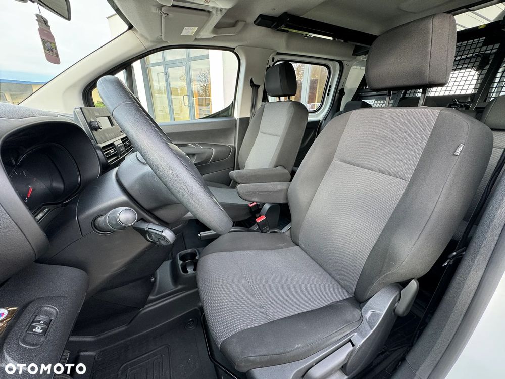 Toyota Proace City - 13
