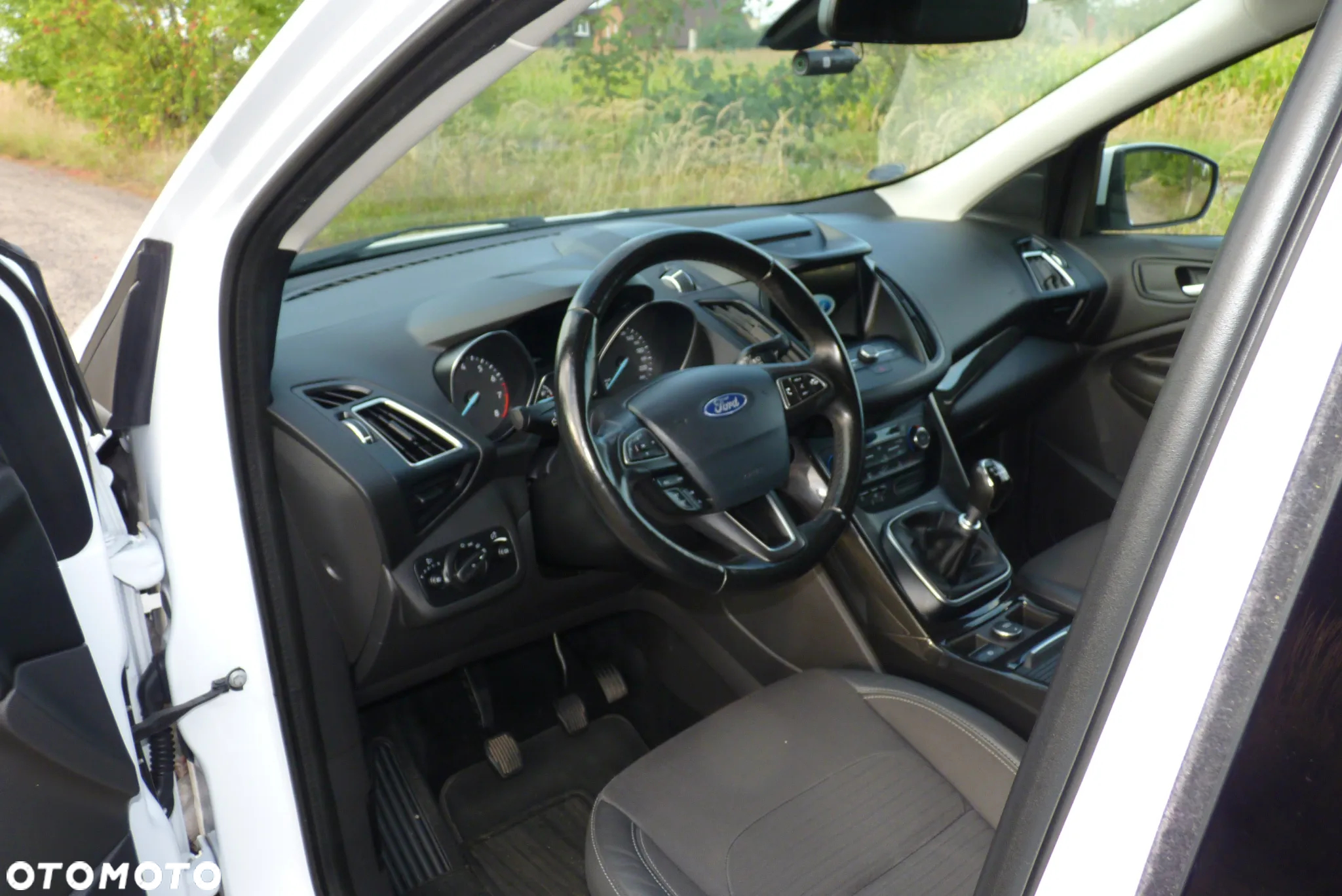 Ford Kuga - 6