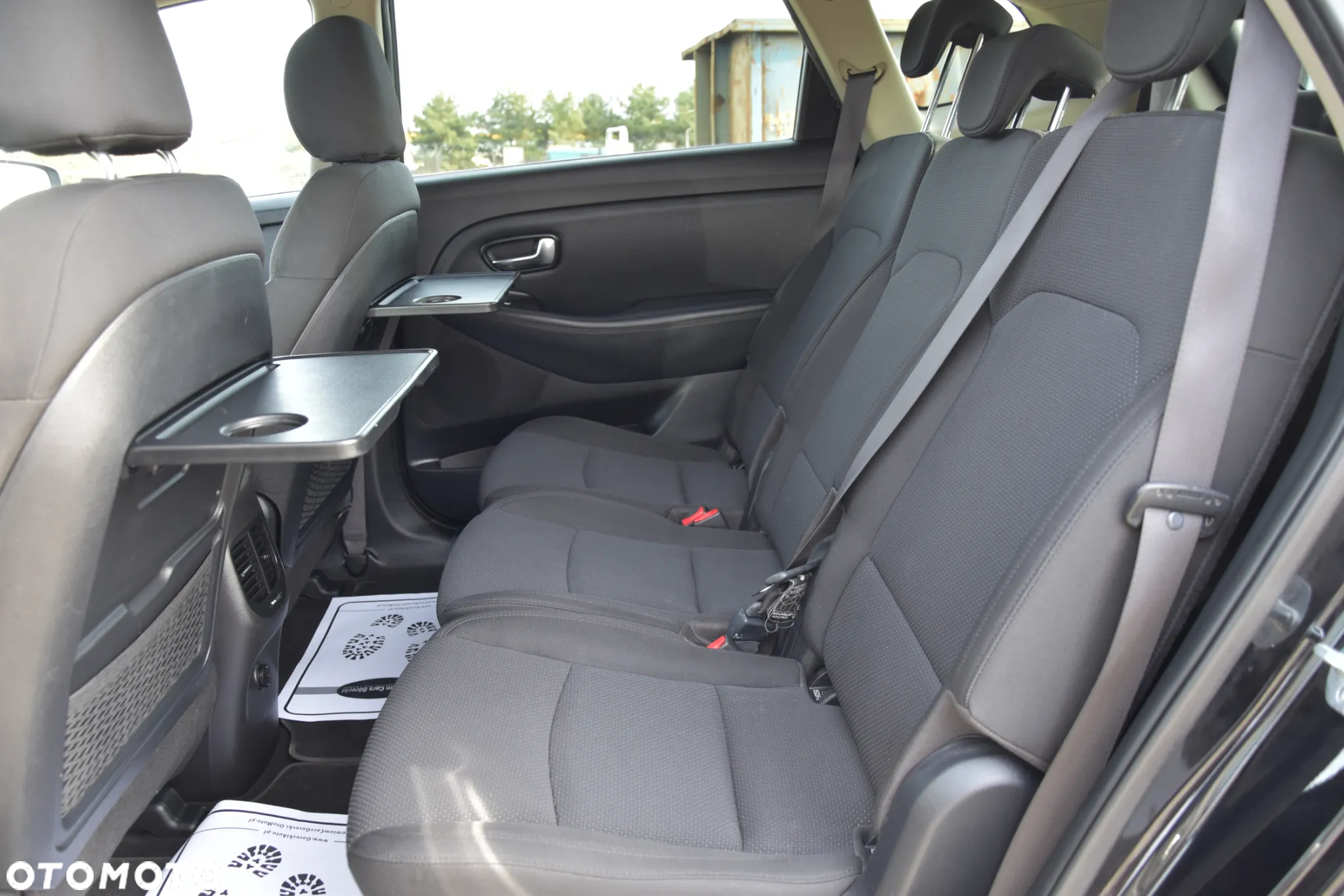 Kia Carens 1.7 CRDi Business Line 7os 7DCT - 14