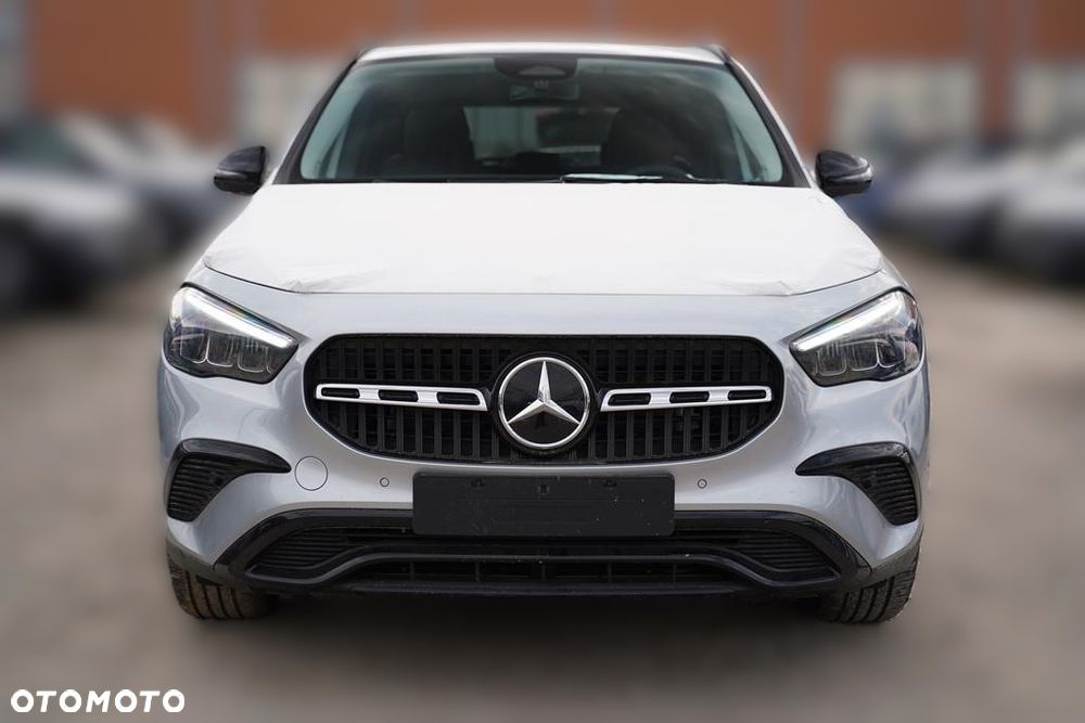Mercedes-Benz GLA 200 mHEV Progressive 7G-DCT - 2