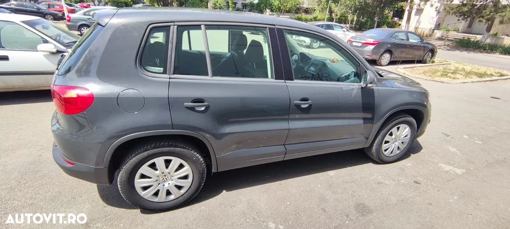 Volkswagen Tiguan - 4