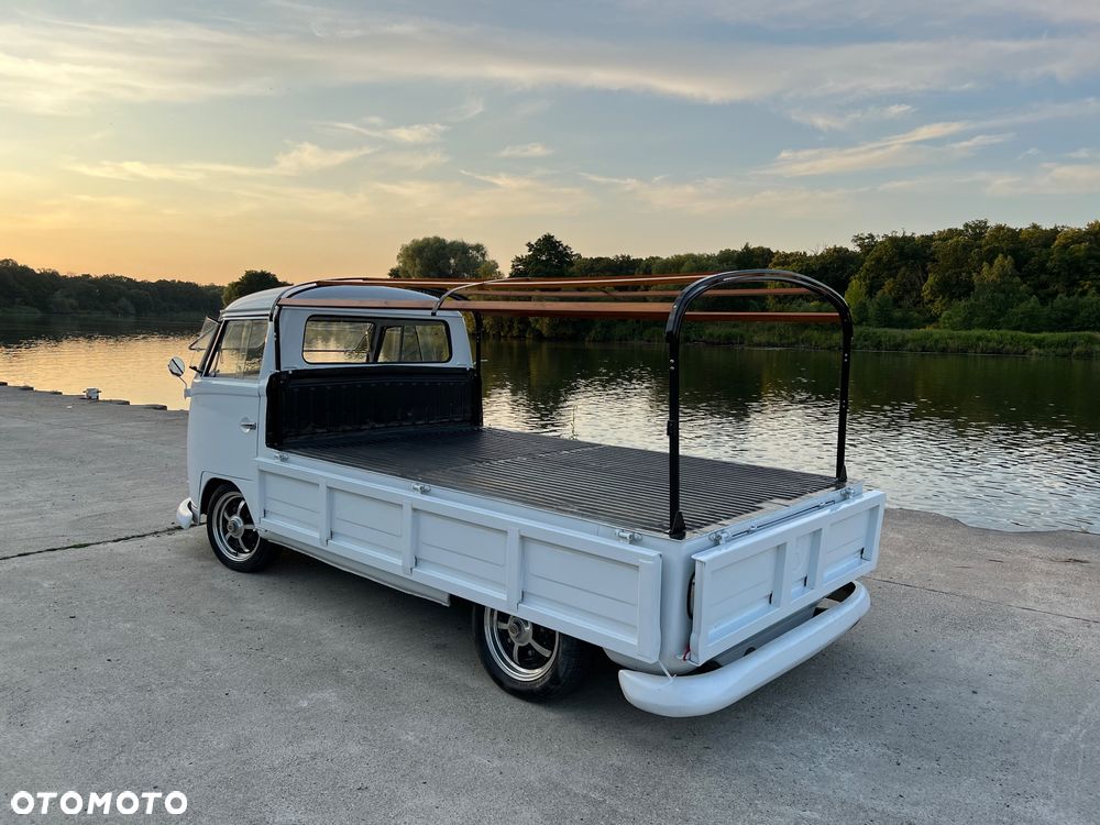 Volkswagen Transporter - 18