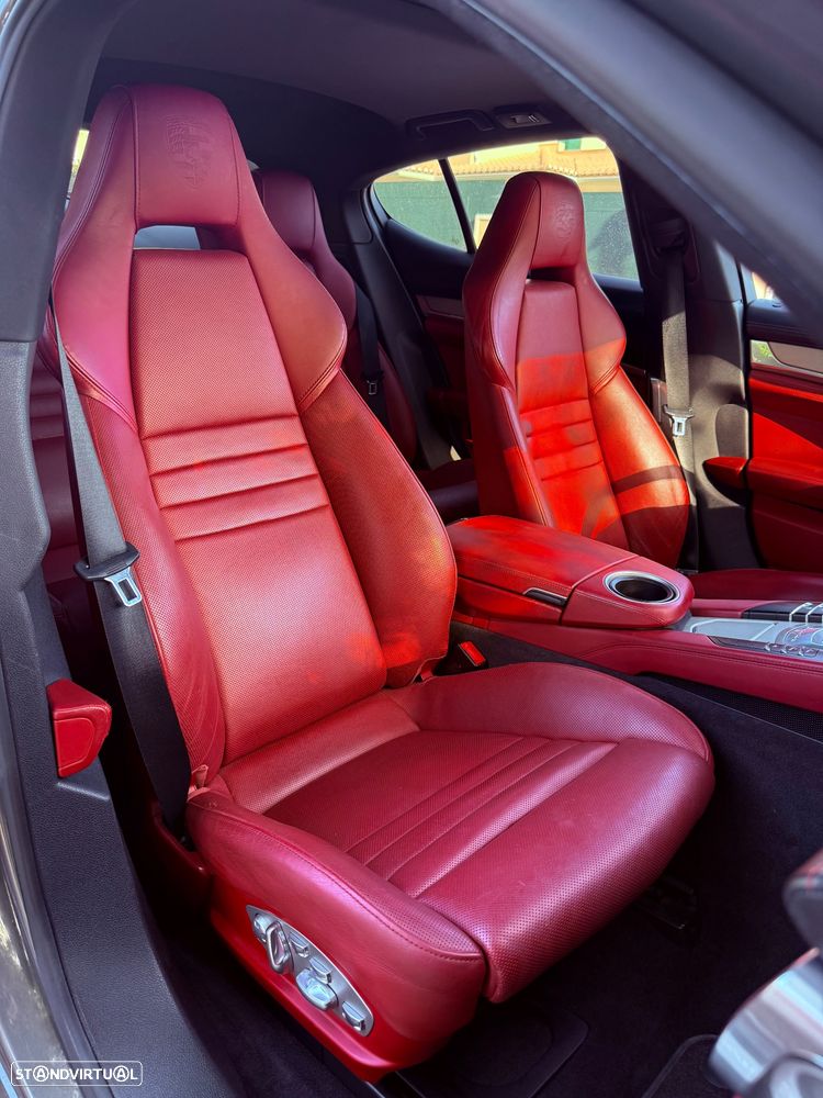Porsche Panamera S Hybrid - 37
