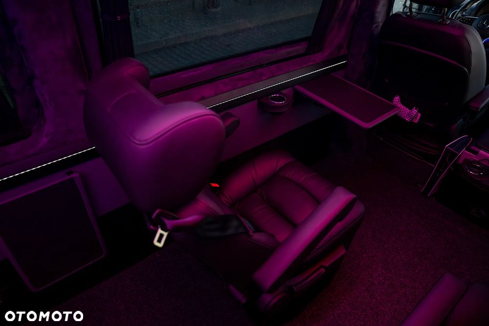Mercedes-Benz Sprinter 907.235 - 23