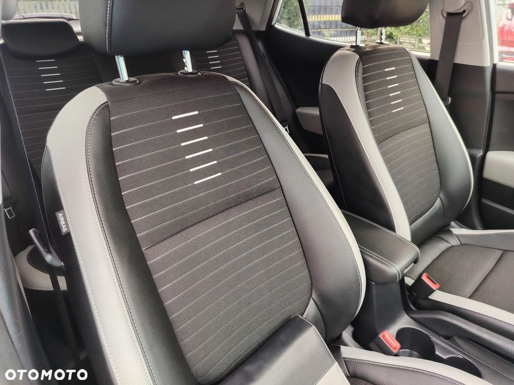 Kia Stonic 1.0 T-GDI L Business Line DCT - 31