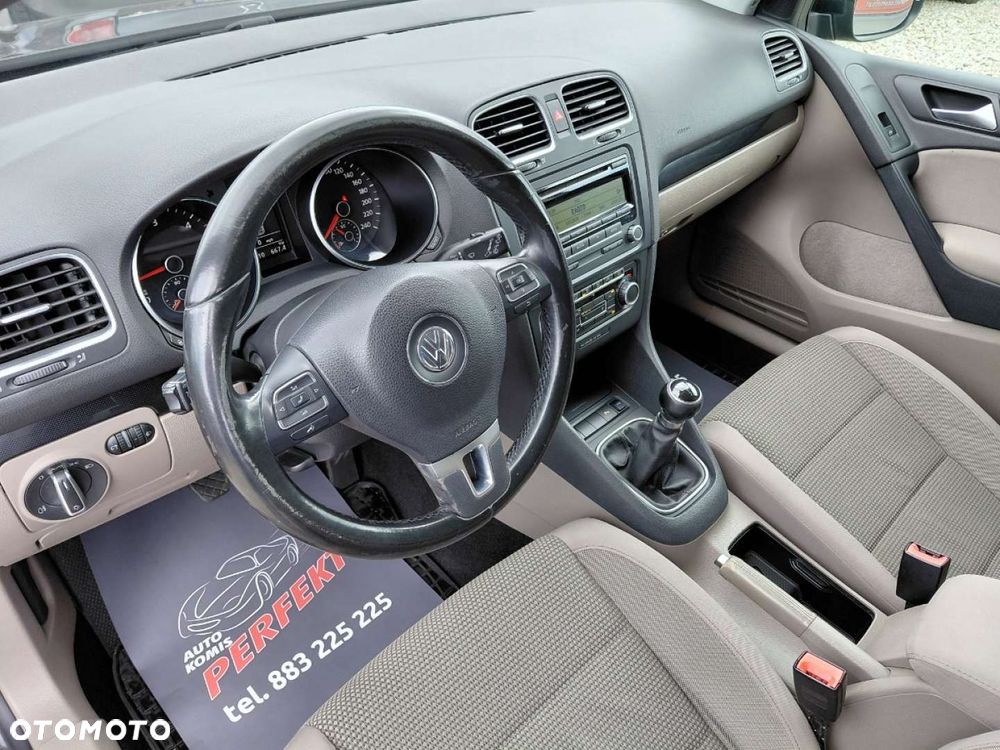 Volkswagen Golf - 11
