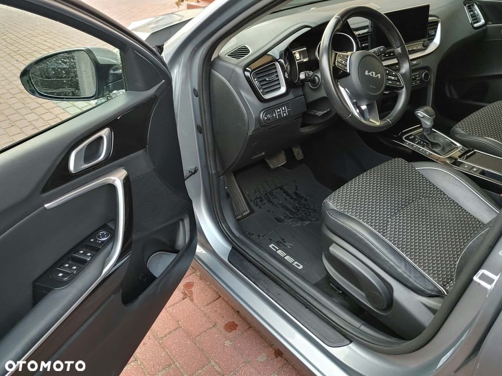 Kia Ceed - 6