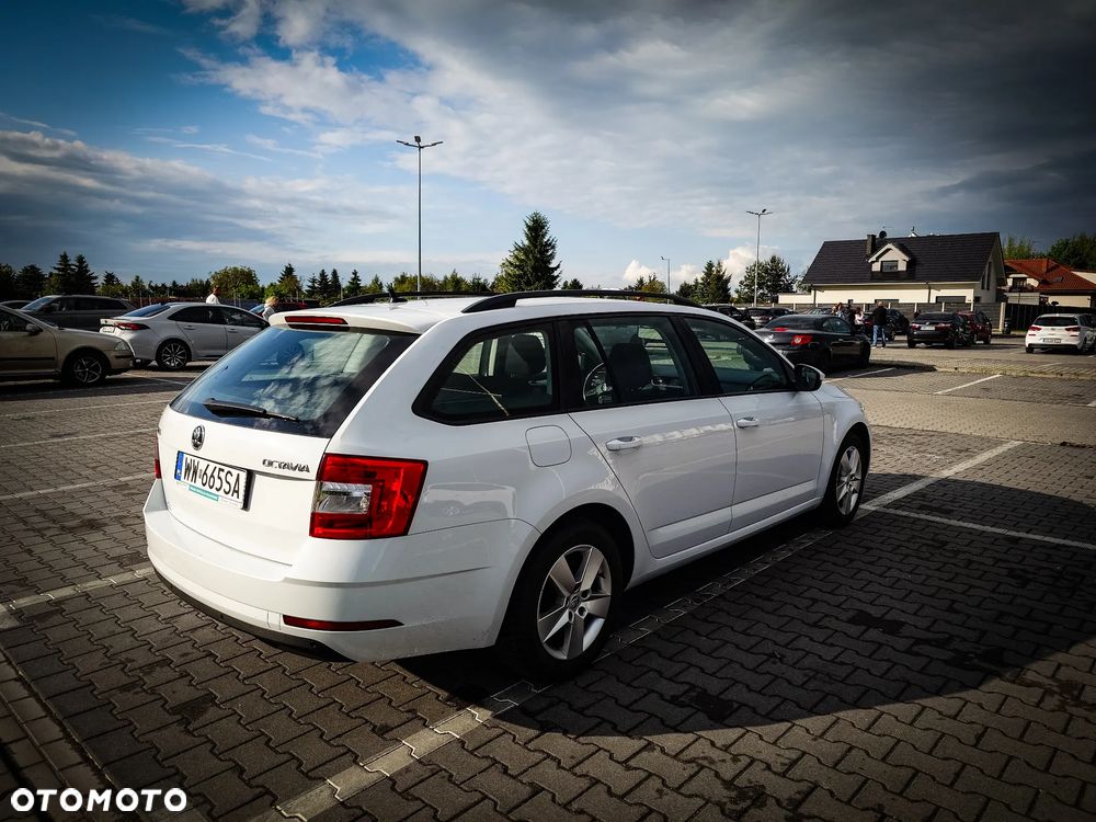 Skoda Octavia 1.6 TDI SCR Ambition - 5