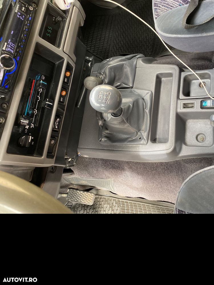 Toyota Land Cruiser - 3