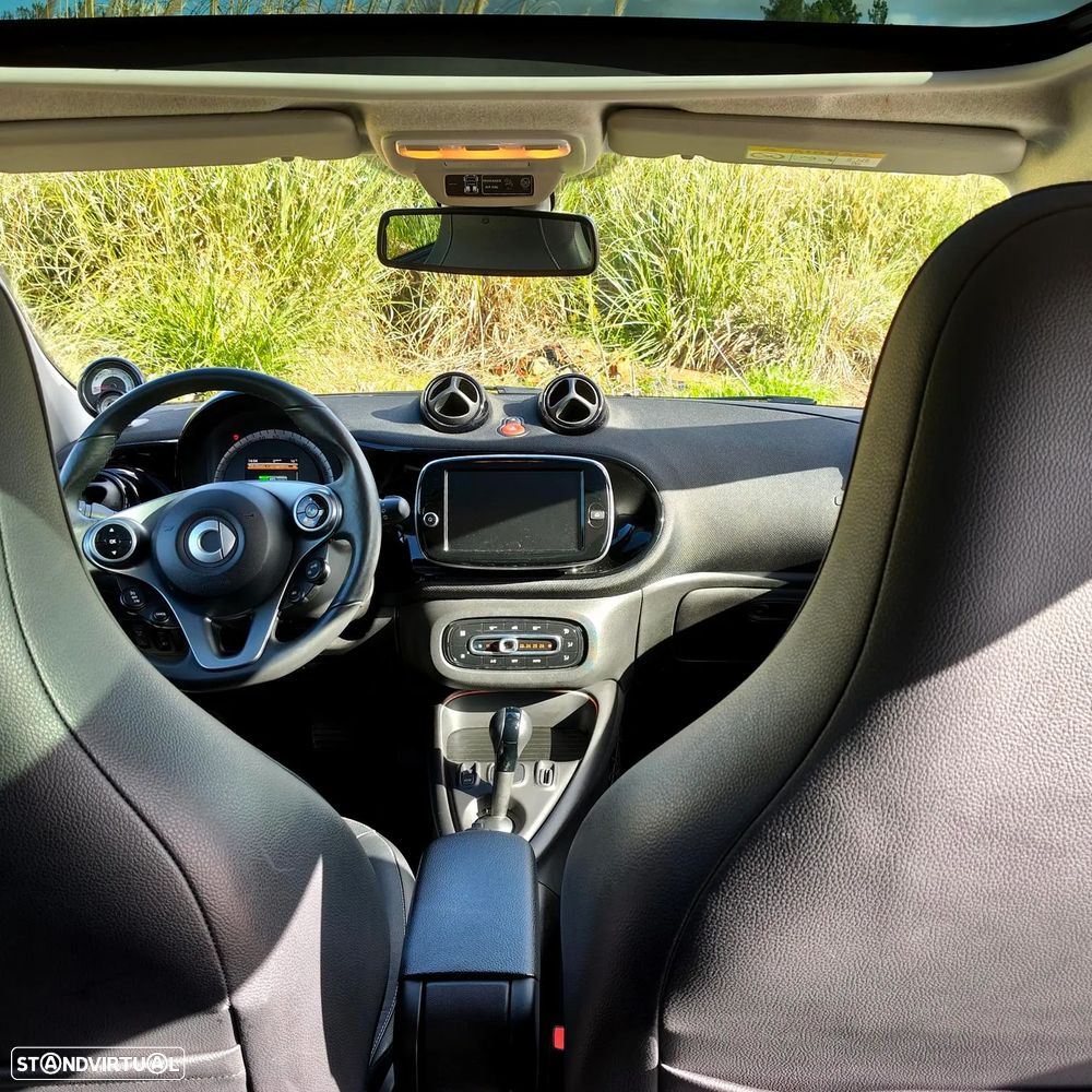 Smart ForFour EQ - 23