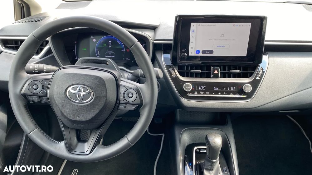 Toyota Corolla 1.8 HSD Eco - 8