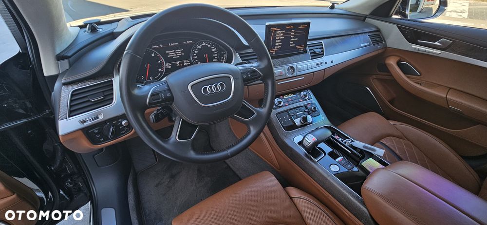 Audi A8 6.3 W12 FSI L Quattro - 10
