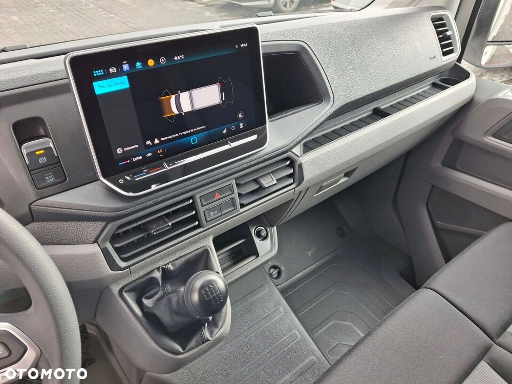 Volkswagen Crafter - 22