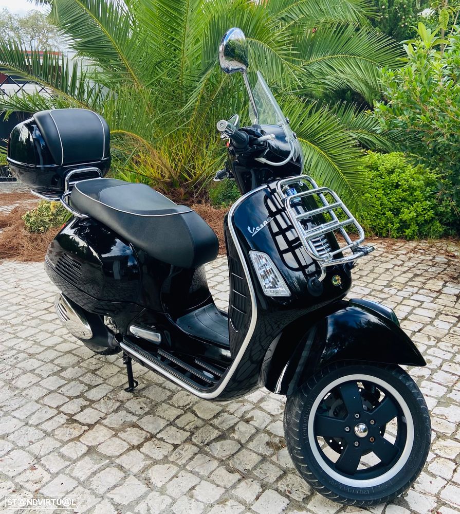 Vespa GTS Super GTS 300 Granturismo - 2