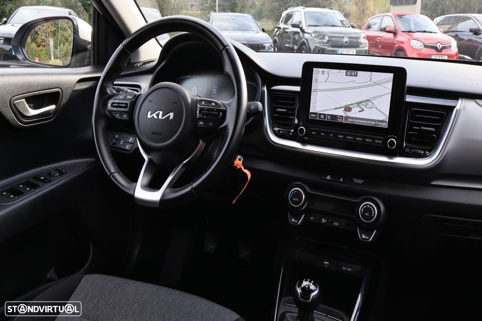 Kia Stonic 1.2 MPi Dynamic - 10