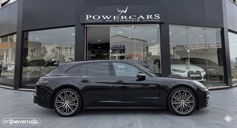 Porsche Panamera Sport Turismo 4 E-Hybrid Platinum Edition PDLS - 9