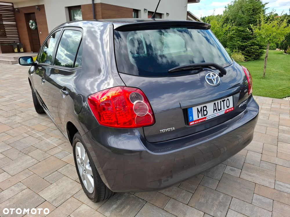 Toyota Auris 1.6 VVT-i Luna - 16