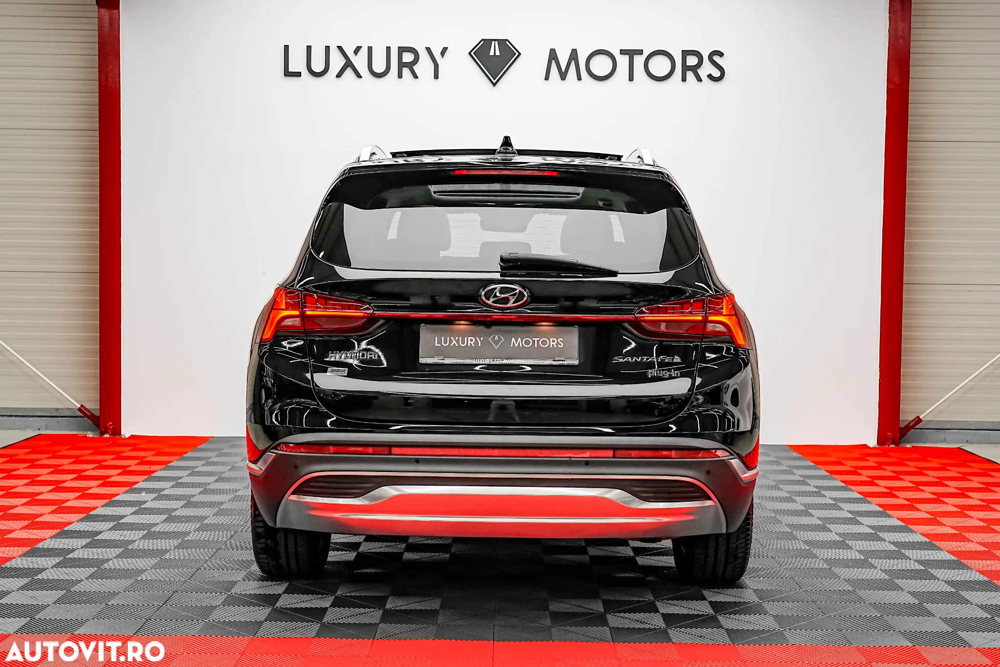 Hyundai Santa Fe Plug-in Hybrid 1.6 l 265 CP 4WD 6AT Luxury - 13