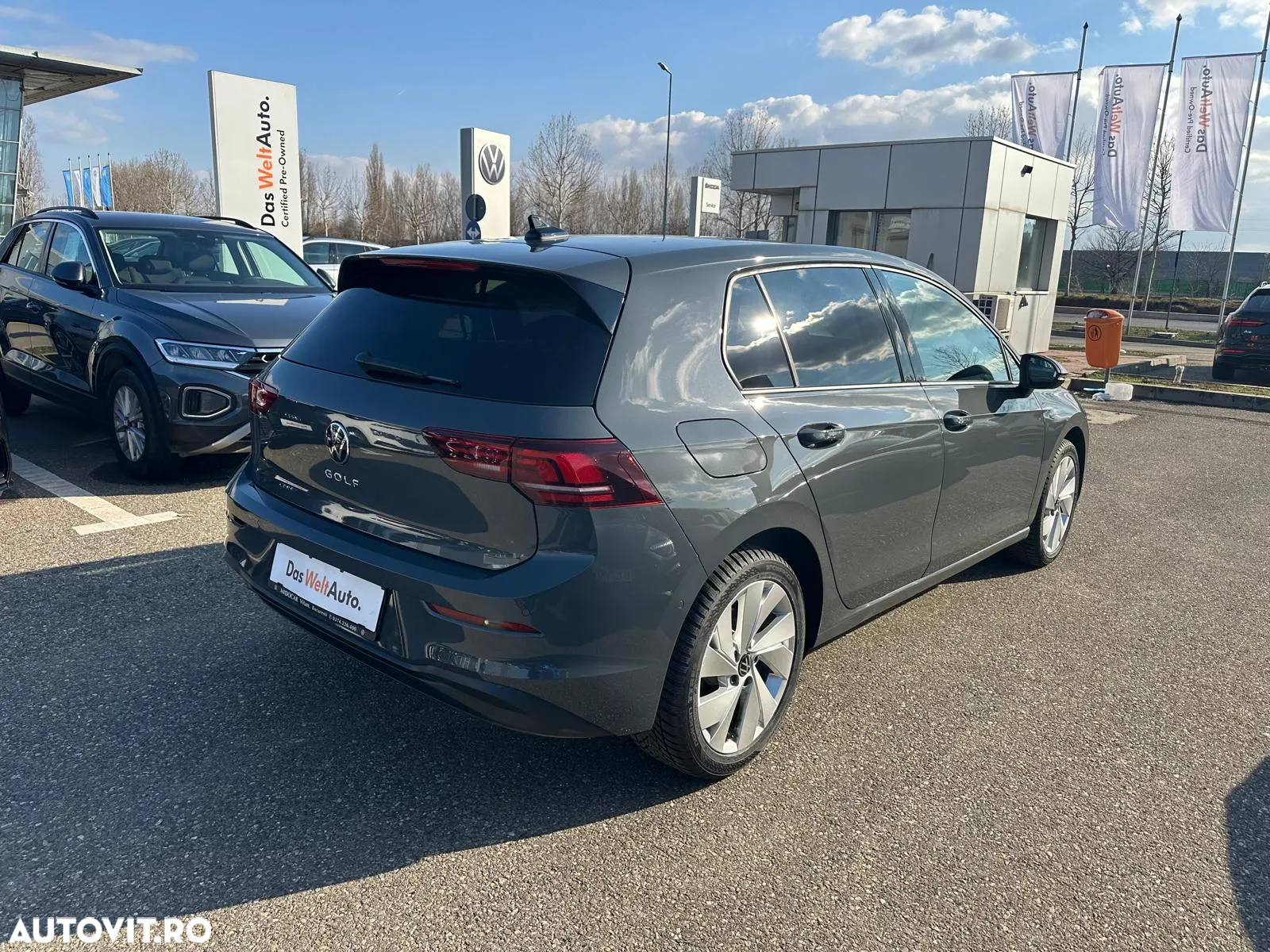 Volkswagen Golf 2.0 TDI DSG Life - 4