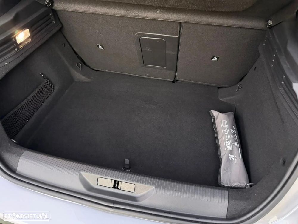 Peugeot 308 1.5 BlueHDi Allure EAT8 - 60