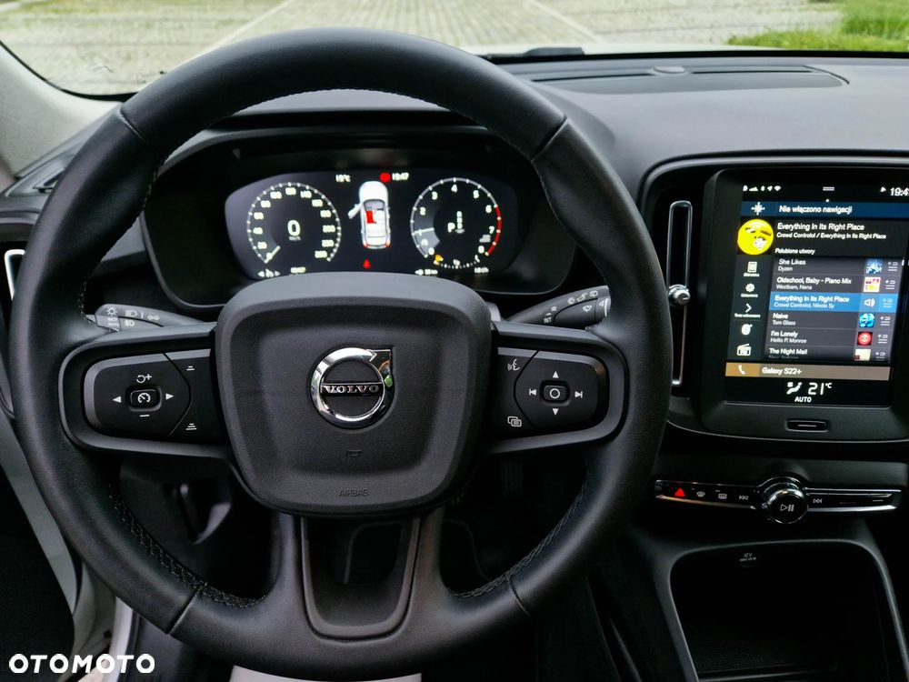 Volvo XC 40 T3 Momentum Core - 13