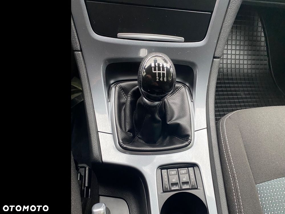 Ford Mondeo 1.6 TDCi Trend - 19