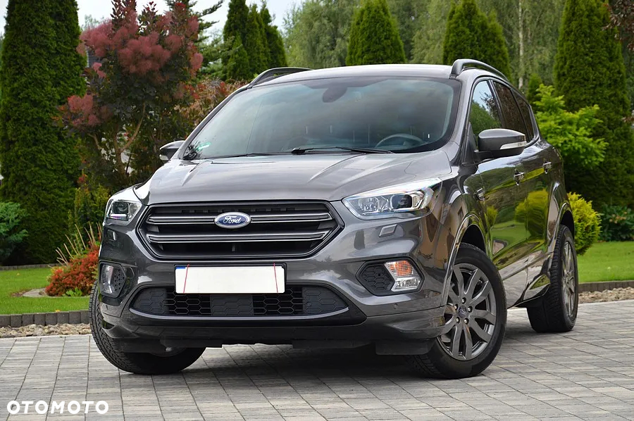 Ford Kuga 1.5 EcoBoost 2x4 ST-Line - 5