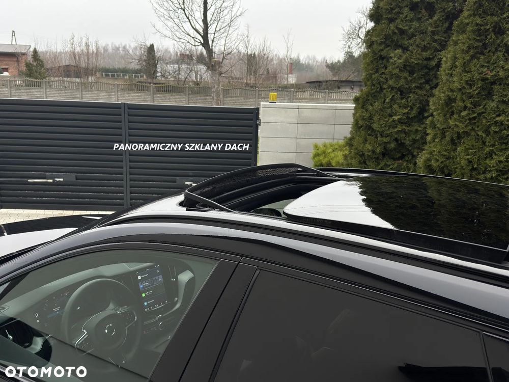 Volvo XC 60 B4 D AWD Plus Dark - 10