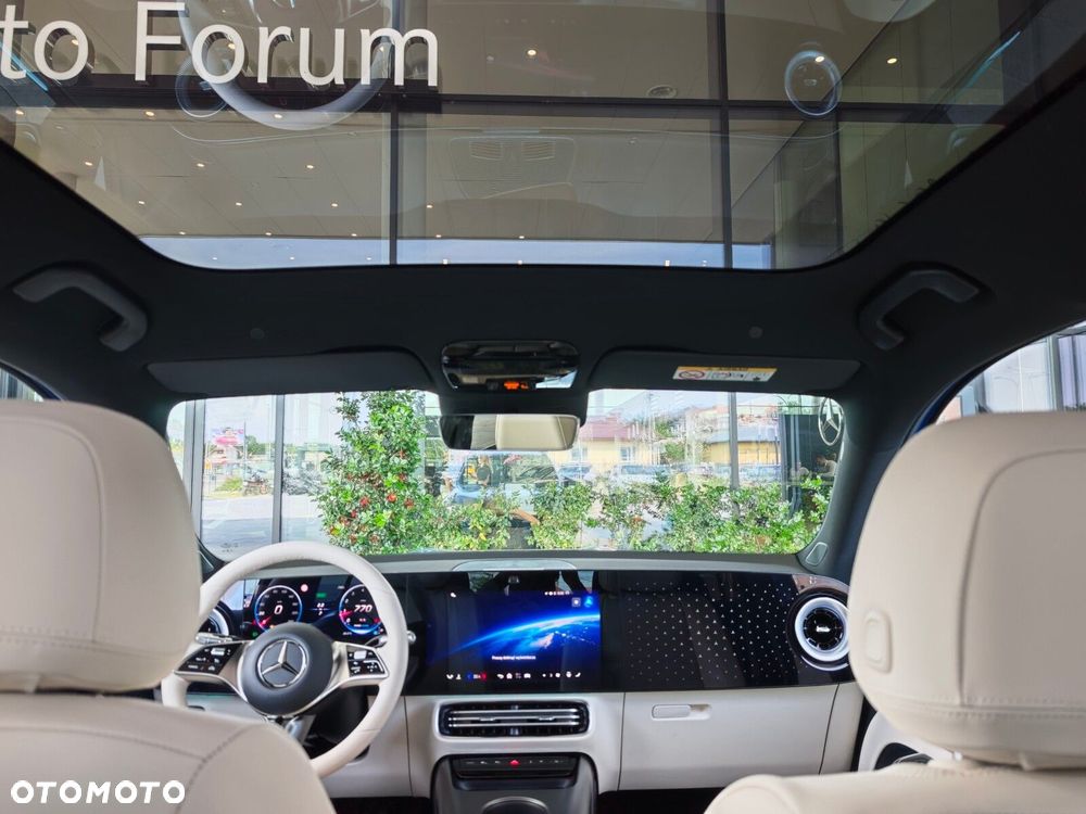 Mercedes-Benz GLB - 17