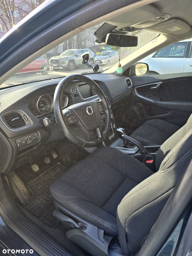 Volvo V40 - 4