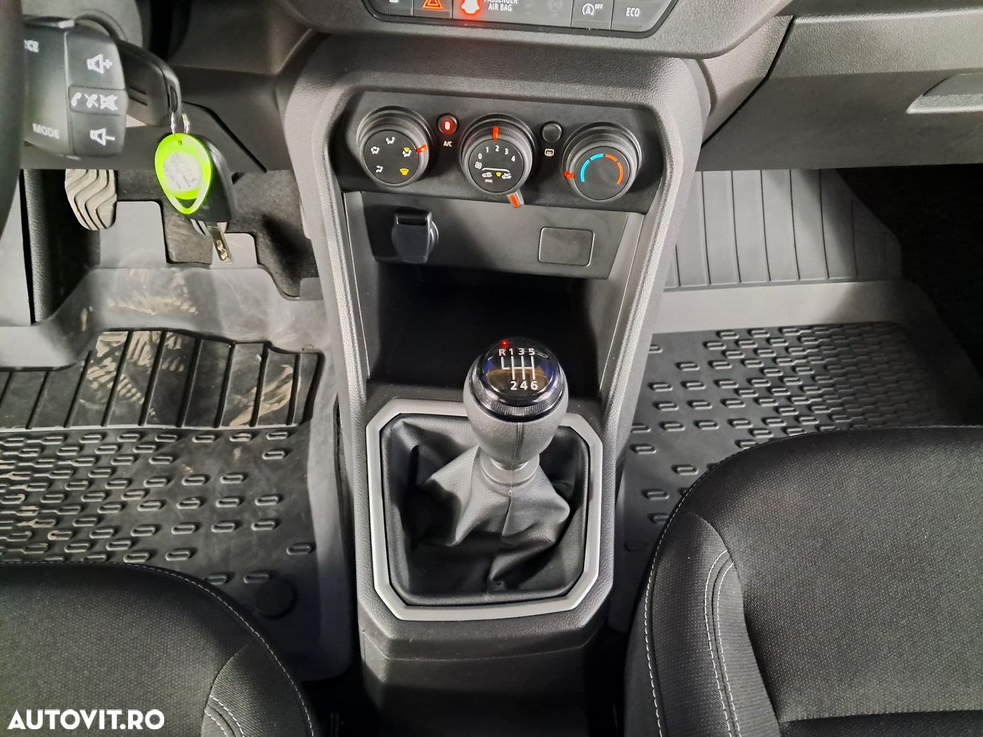 Dacia Logan - 16