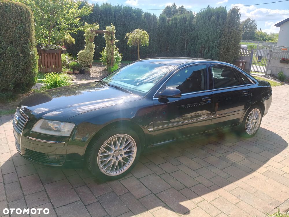 Audi A8 - 7