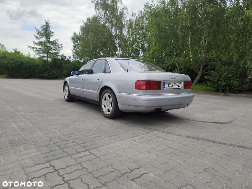Audi A8 ver-a8-4-2-quattro-tiptronic - 3