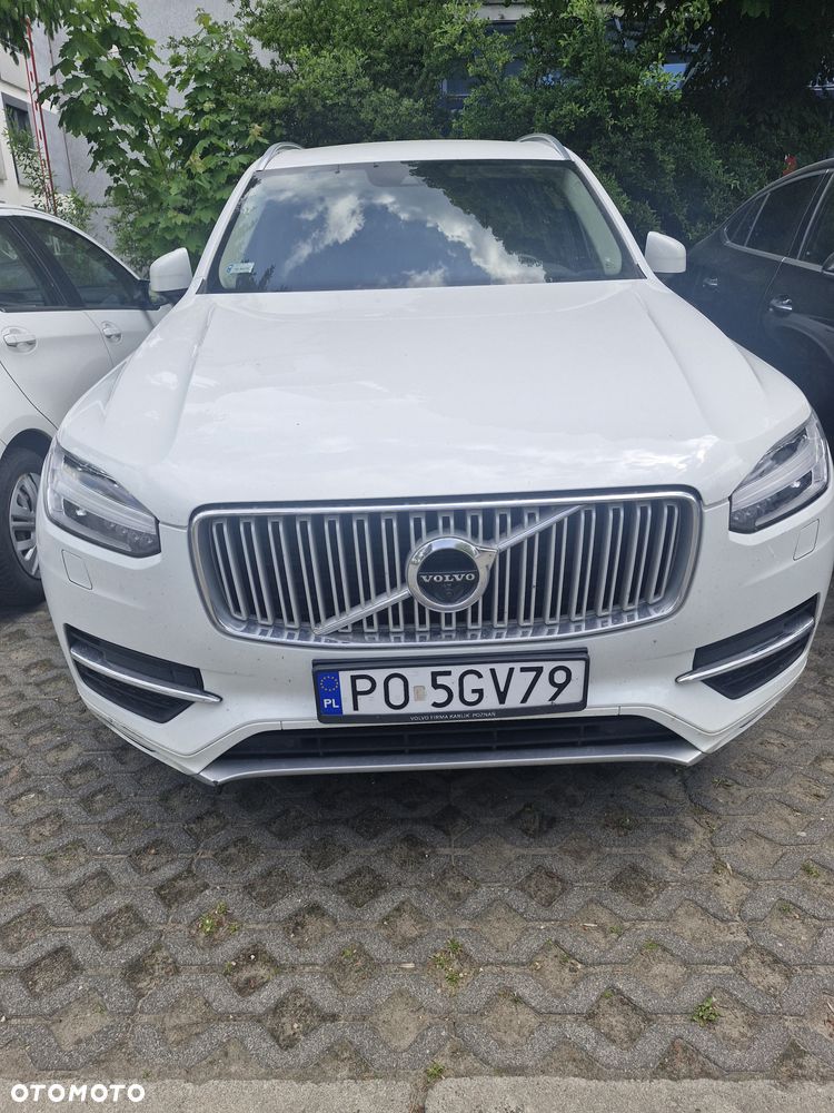 Volvo XC 90 - 1