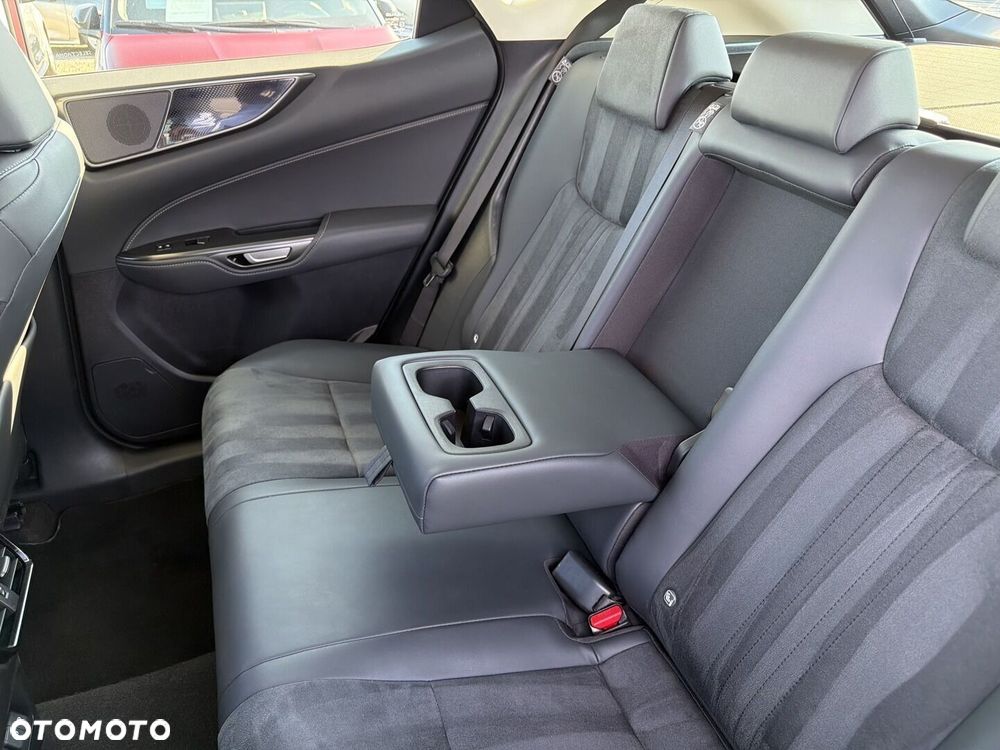 Lexus NX 350h Elegance 2WD - 15