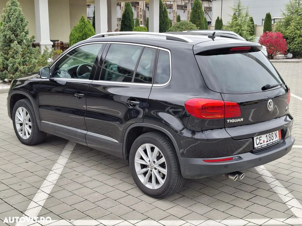 Volkswagen Tiguan 2.0 TDI SCR 4MOTION BlueMotion Technology DSG Exclusive - 9