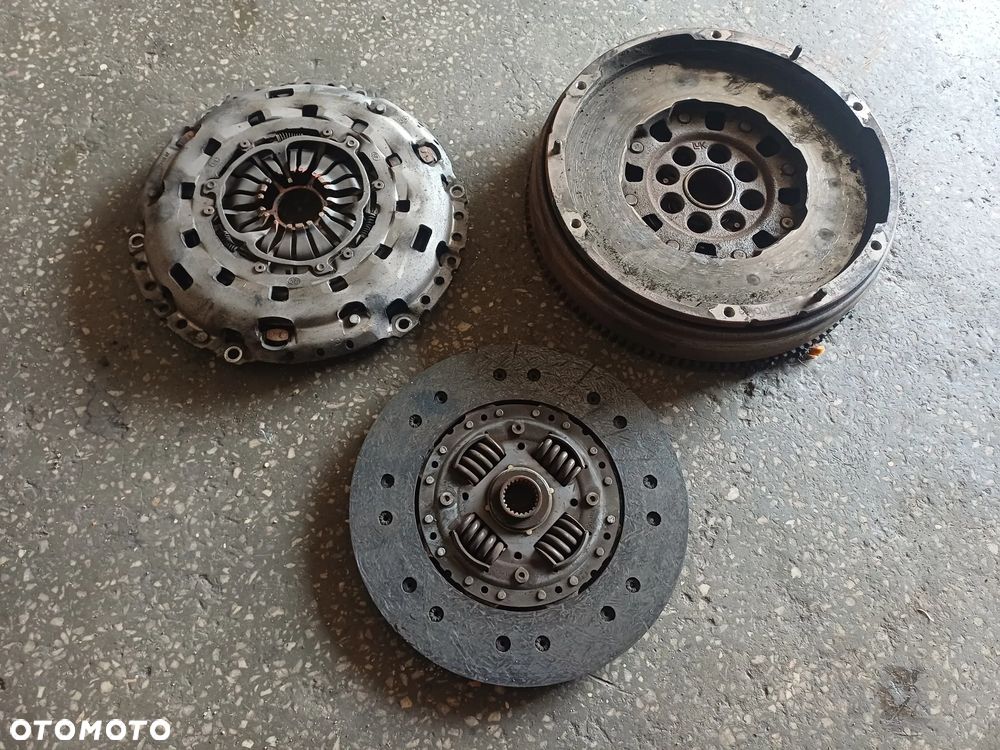 sprzeglo tarcza dwumas docisk land rover freelander II 2.2TD4 06-11R - 1