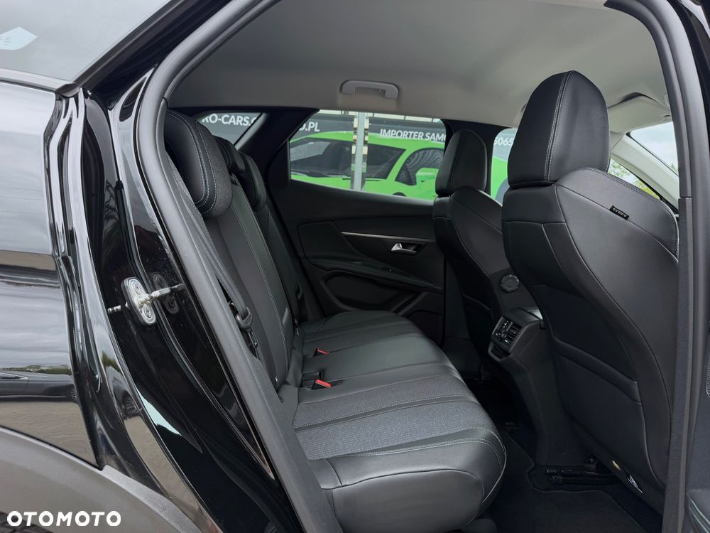 Peugeot 3008 BlueHDi 130 Stop & Start EAT8 Allure - 33