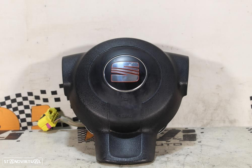 Airbag De Volante Seat Ibiza Iii (6L1)  6L0880201l / 61848050A / 6L0 8 - 2