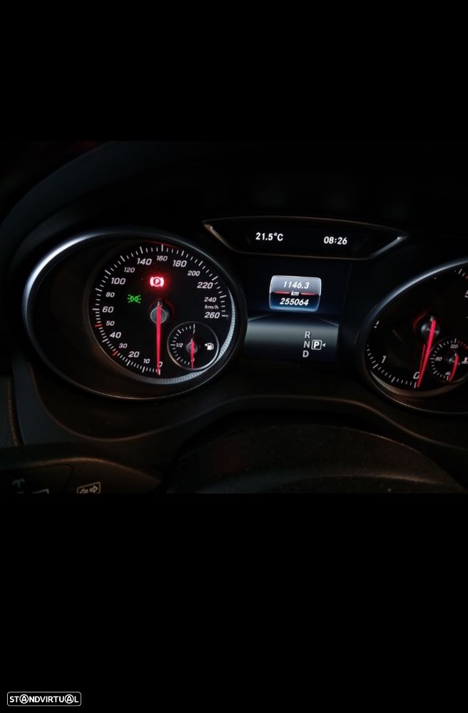 Mercedes-Benz CLA 200 d Shooting Brake AMG Line Aut. - 10