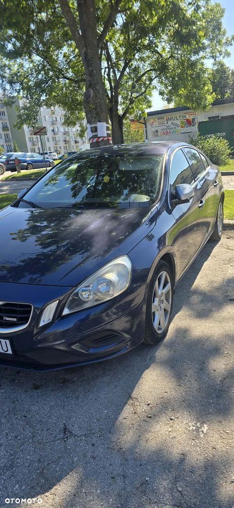 Volvo S60 D3 Geartronic RDesign - 3