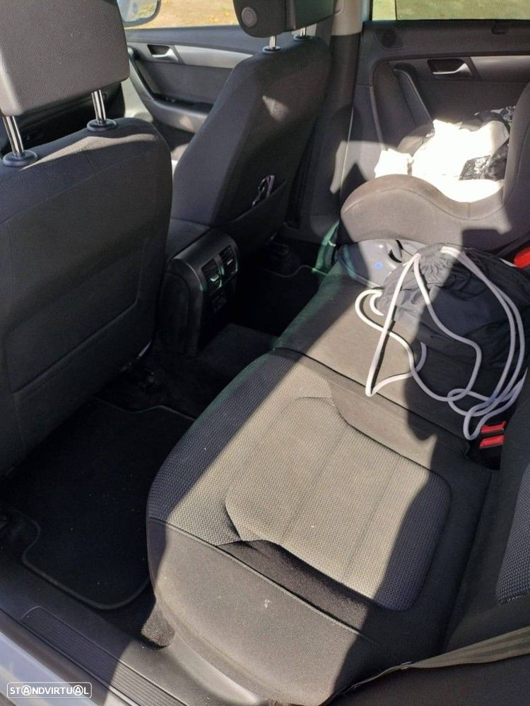 VW Passat CC - 10