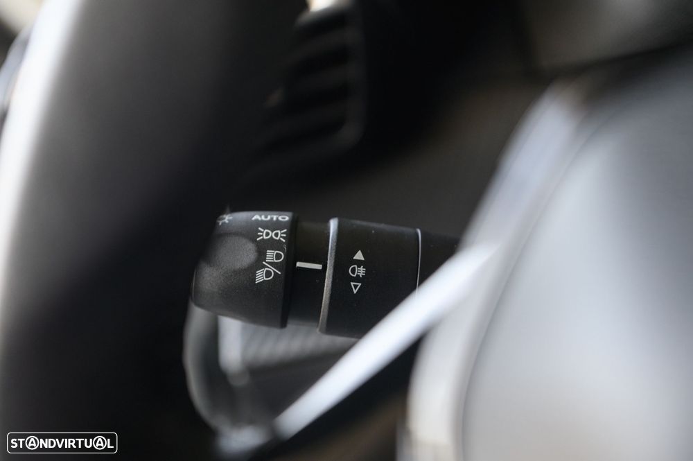 Peugeot 2008 1.2 PureTech Allure Pack - 39