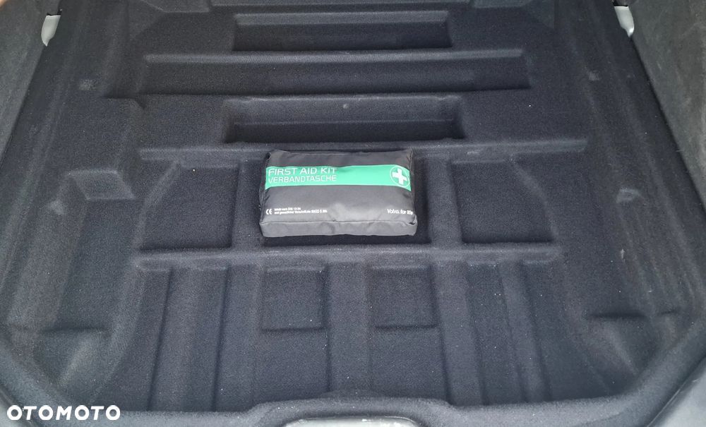 Volvo V60 D2 Drive-E Dynamic Edition (Kinetic) - 25