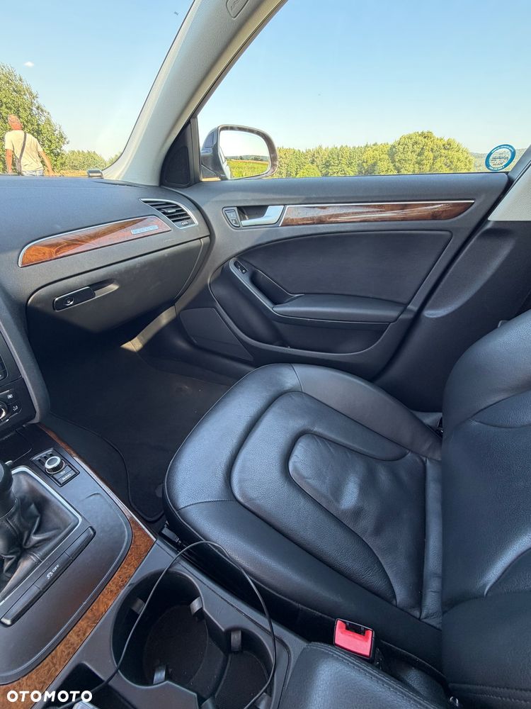 Audi A4 Limousine 2.0 TFSI Quattro - 11
