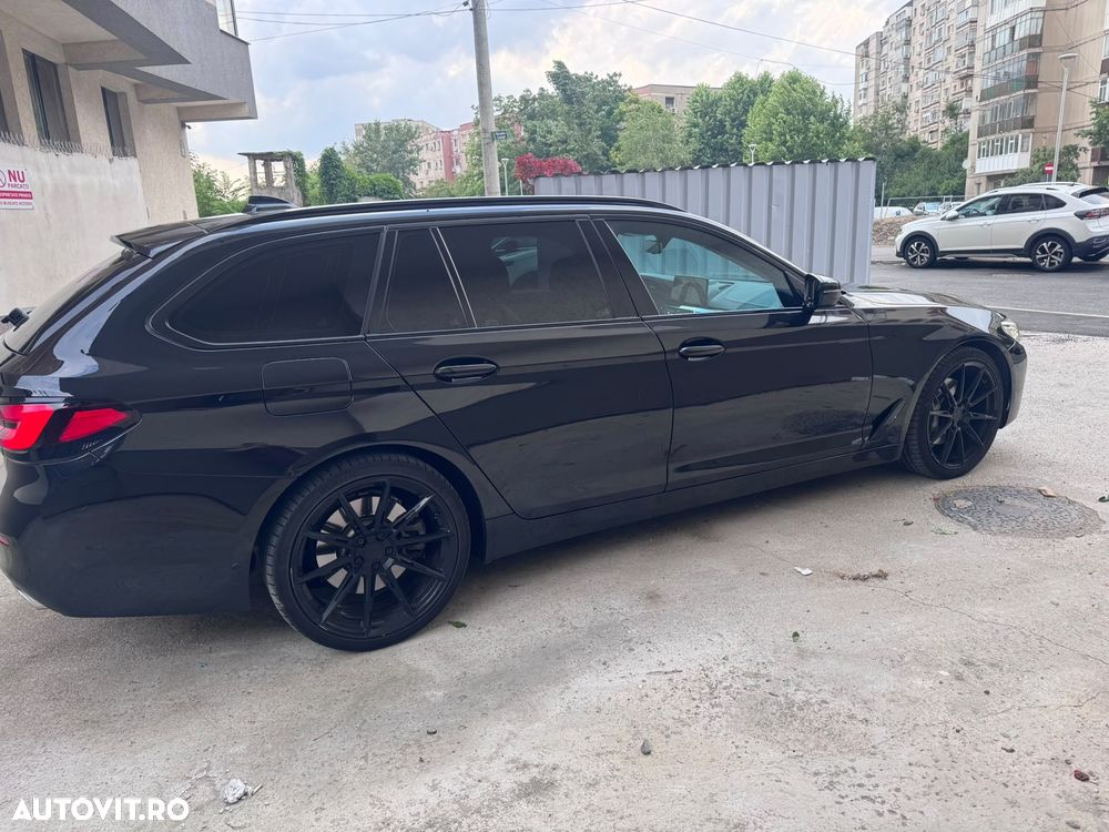 BMW Seria 5 2021 photo 2