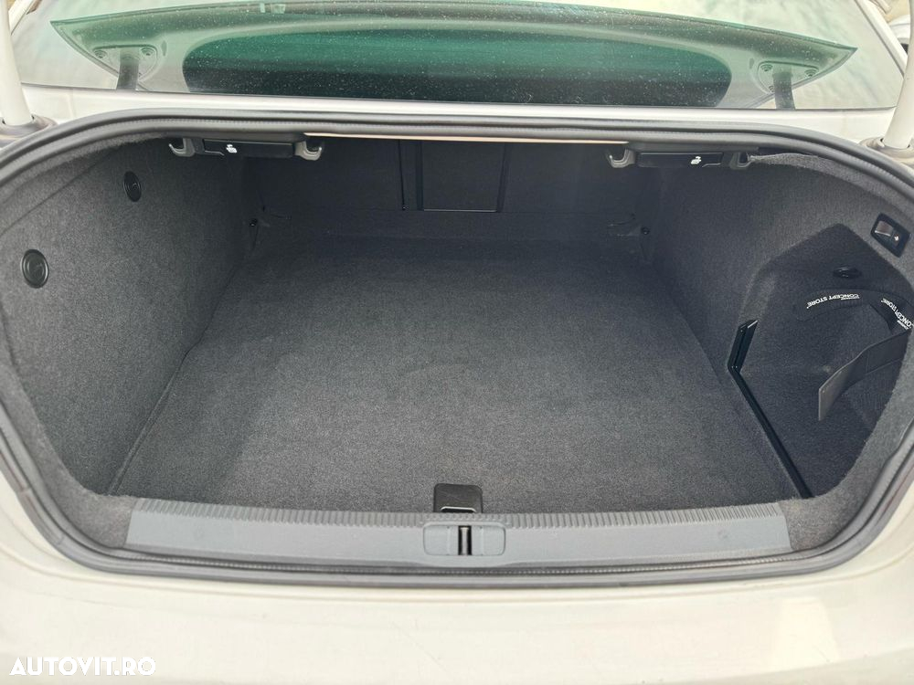 Volkswagen Passat 2.0 Blue TDI SCR Highline - 10